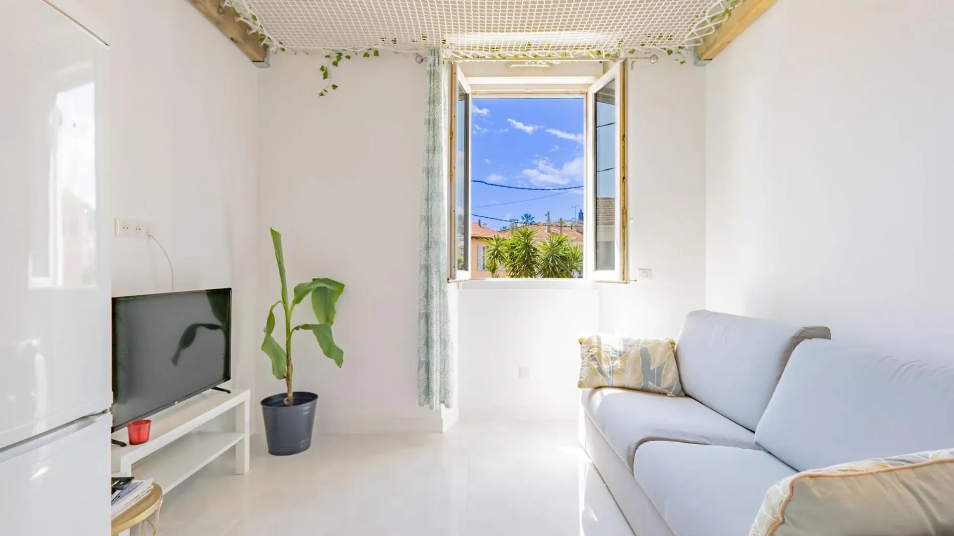 Appartamento Golfe Juan T2 Mezzanine 40M²+ Parking Vallauris 0*,  Francia